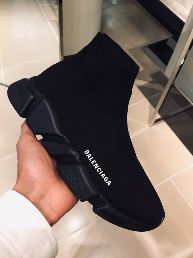 Balenciaga runner